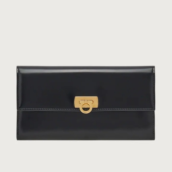 Ferragamo Continental wallet with Gancini clasp Patent Leather calfskin Black ⭐️ - Picture 4 of 17